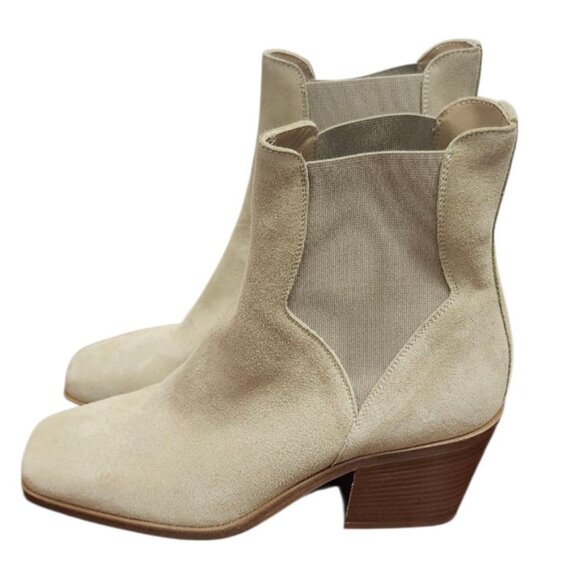 M Gemi Lelia Booties in Soft Suede. Size EU 39/US 8.5 - Picture 5 of 12
